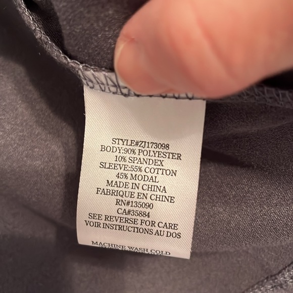 Z Supply Size Small Asymmetrical Cardigan - Picture 3 of 5